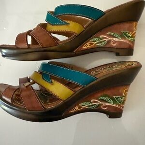 Via Veneto Colorful Wedge Leather Sandals. size 6, NWOB